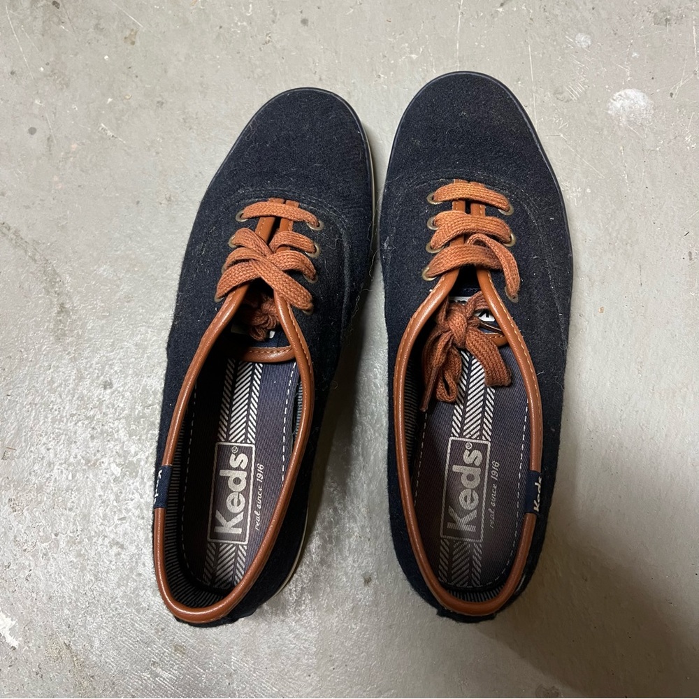 Keds Navy Blue Lace Up Wool Sneakers Size 6 GUC
